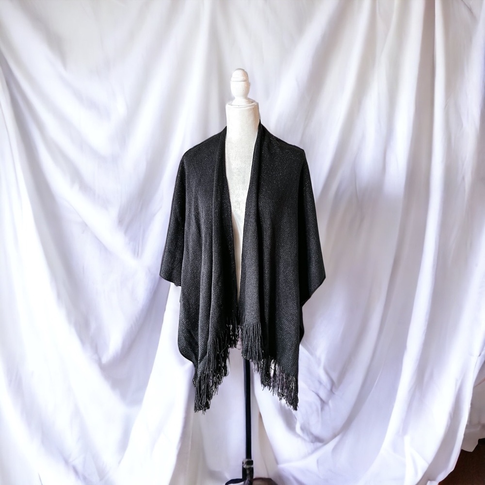 Dress Barn Sparkly Black Cardigan 🤍